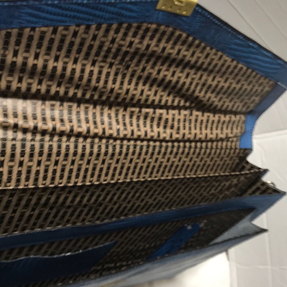 Roberto Roma snake embossed leather case. Made in Korea. Nwt - Picture 6 of 10